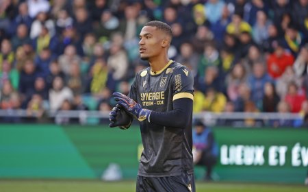 FC Nantes : Alban Lafont prêté en Grèce.