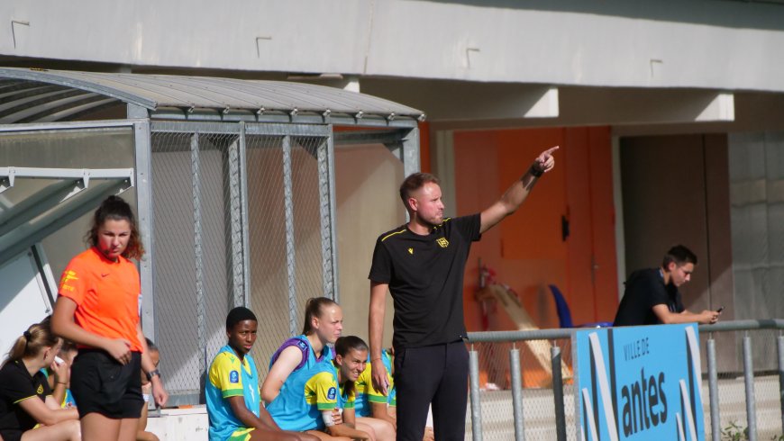 FC Nantes Féminines : Nicolas Chabot : « Le seul défi que l’on se fixe, c’est de jouer mieux que la saison dernière »