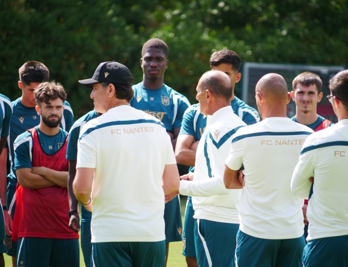 FC Nantes : Quel staff pour accompagner MDZ ?